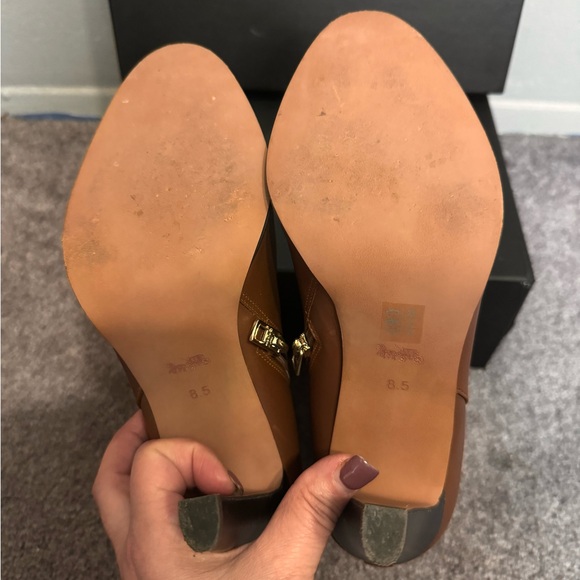 Coach Boots 👢 - Picture 4 of 7